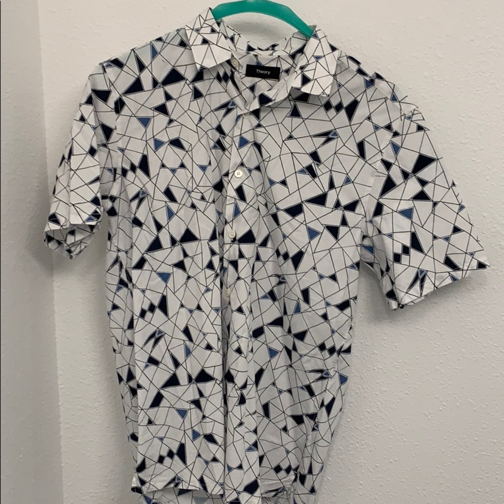 Theory button down